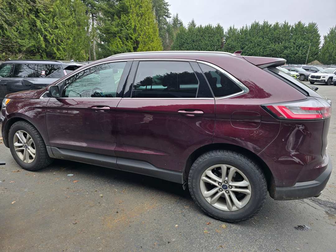 2019 Ford Edge SEL - Image 2