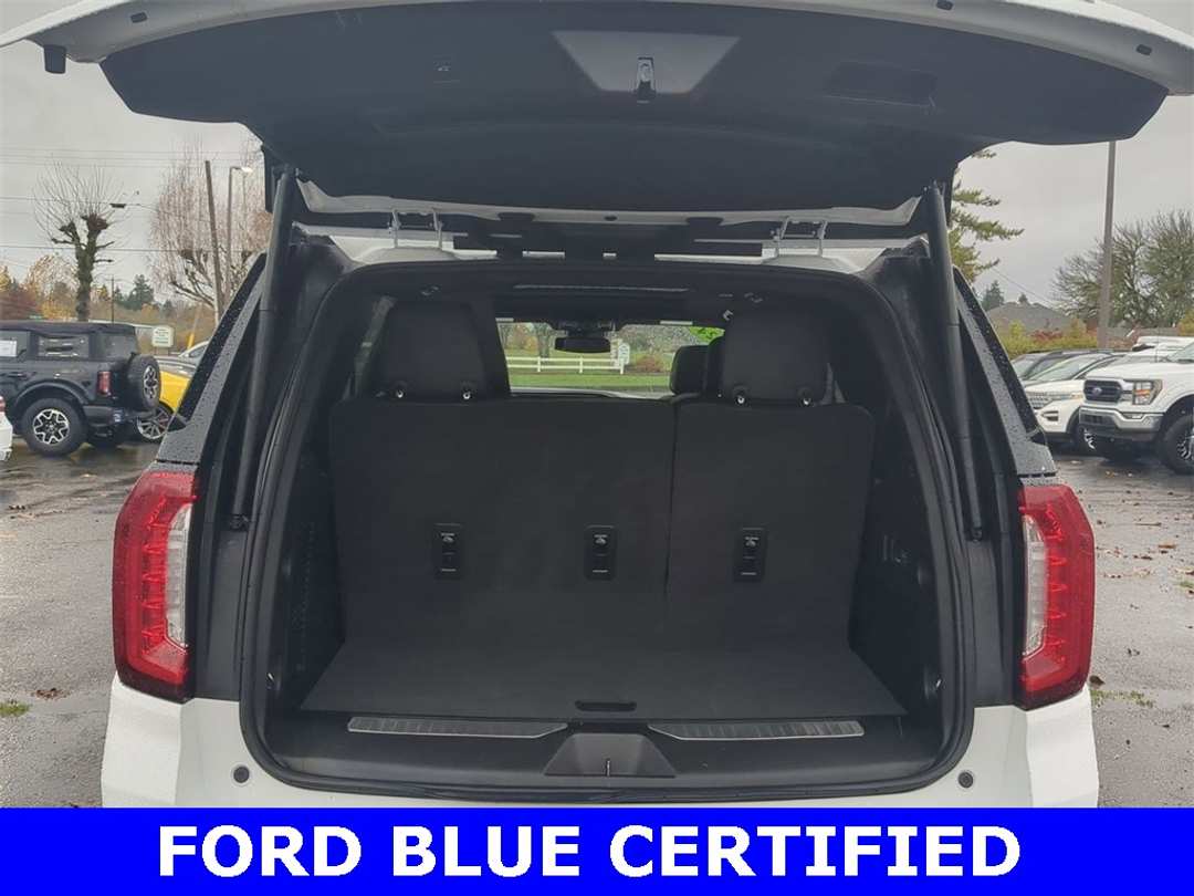 2024 GMC Yukon Denali - Image 27