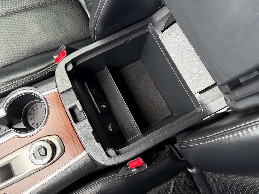 2019 Nissan Pathfinder Platinum - Image 28