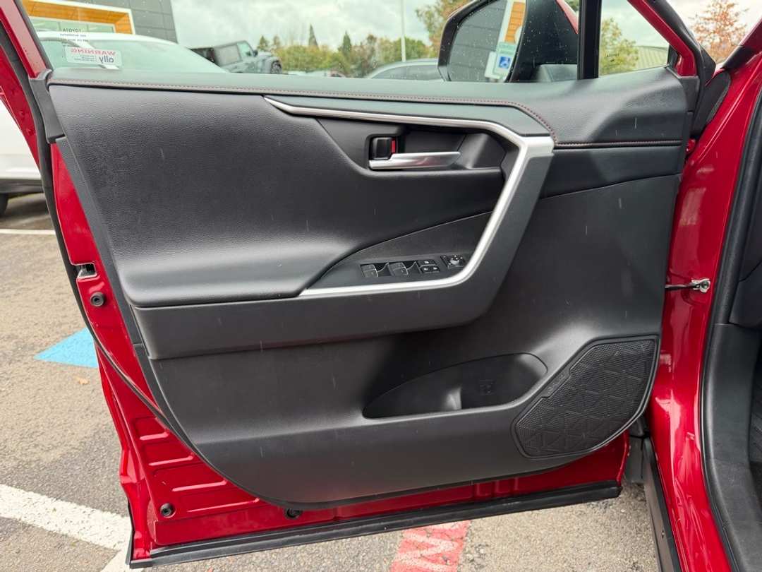 2023 Toyota Rav4 Adventure - Image 12