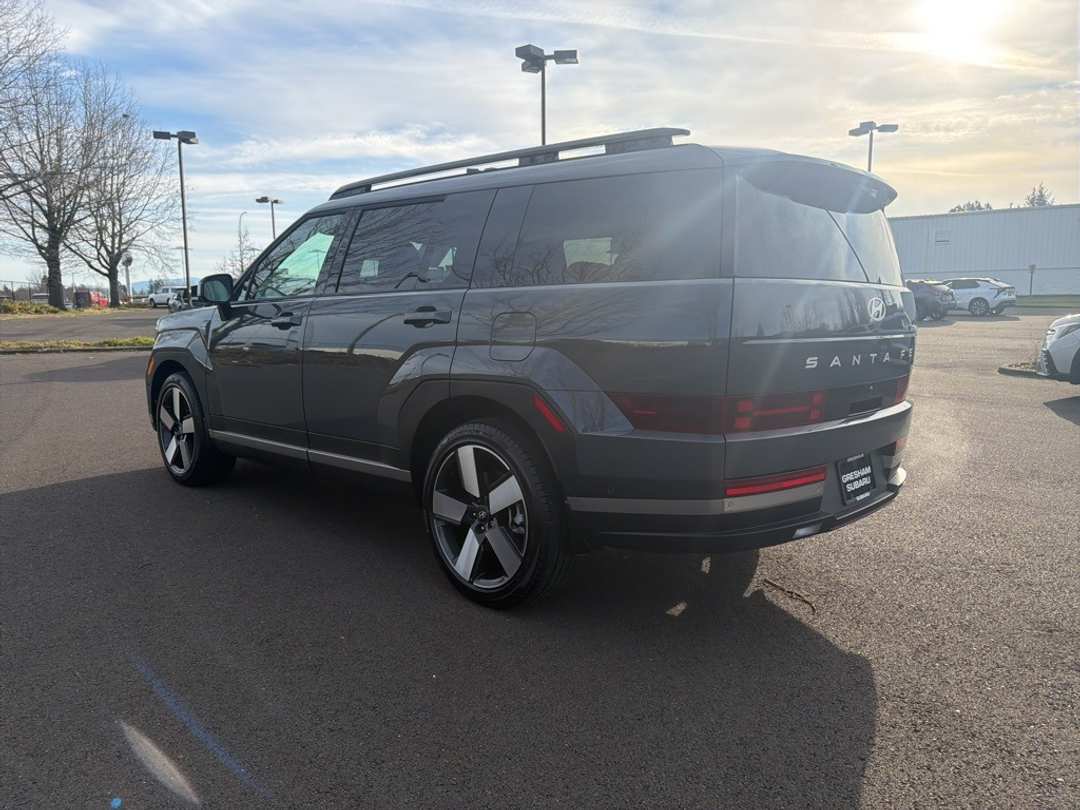 2025 Hyundai Santa Fe Limited - Image 5