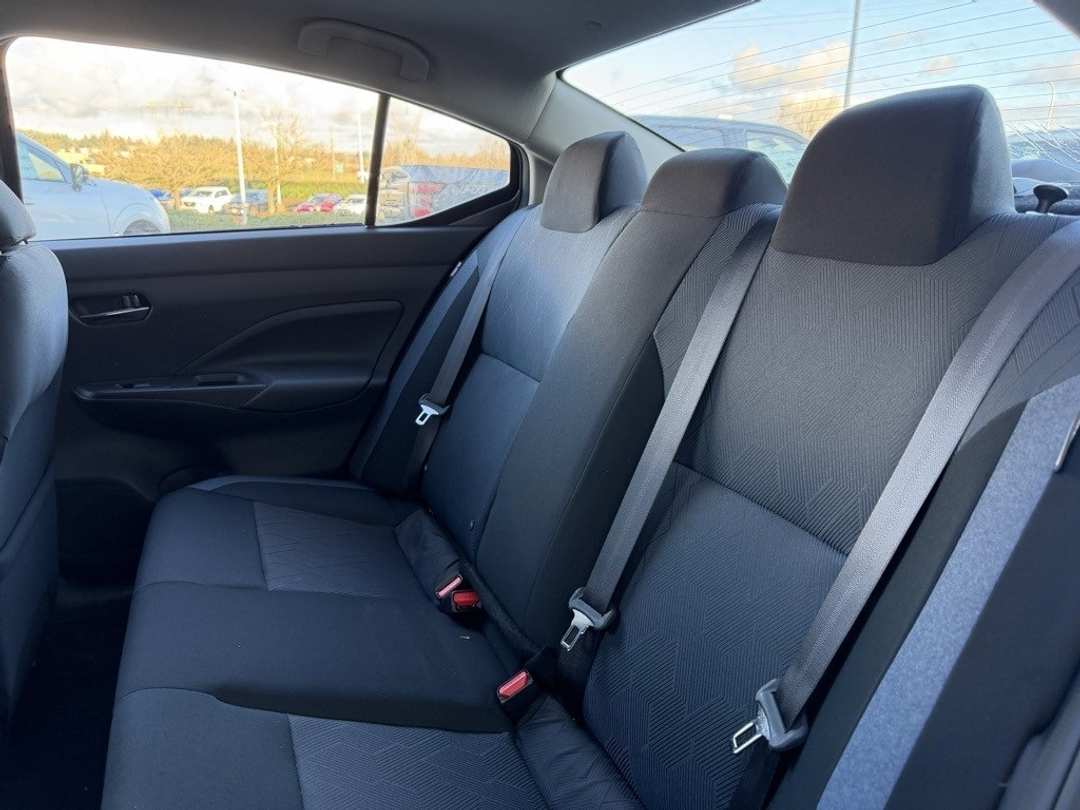 2025 Nissan Versa 1.6 SV - Image 28