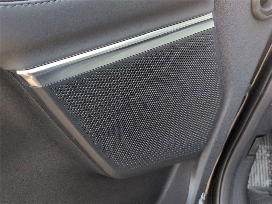 2026 Ford Expedition Max Active - Image 11