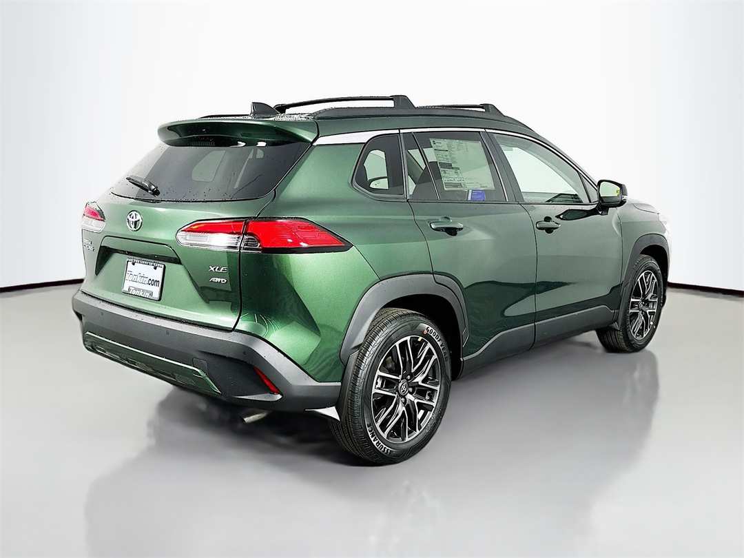 2026 Toyota Corolla Cross XLE - Image 7
