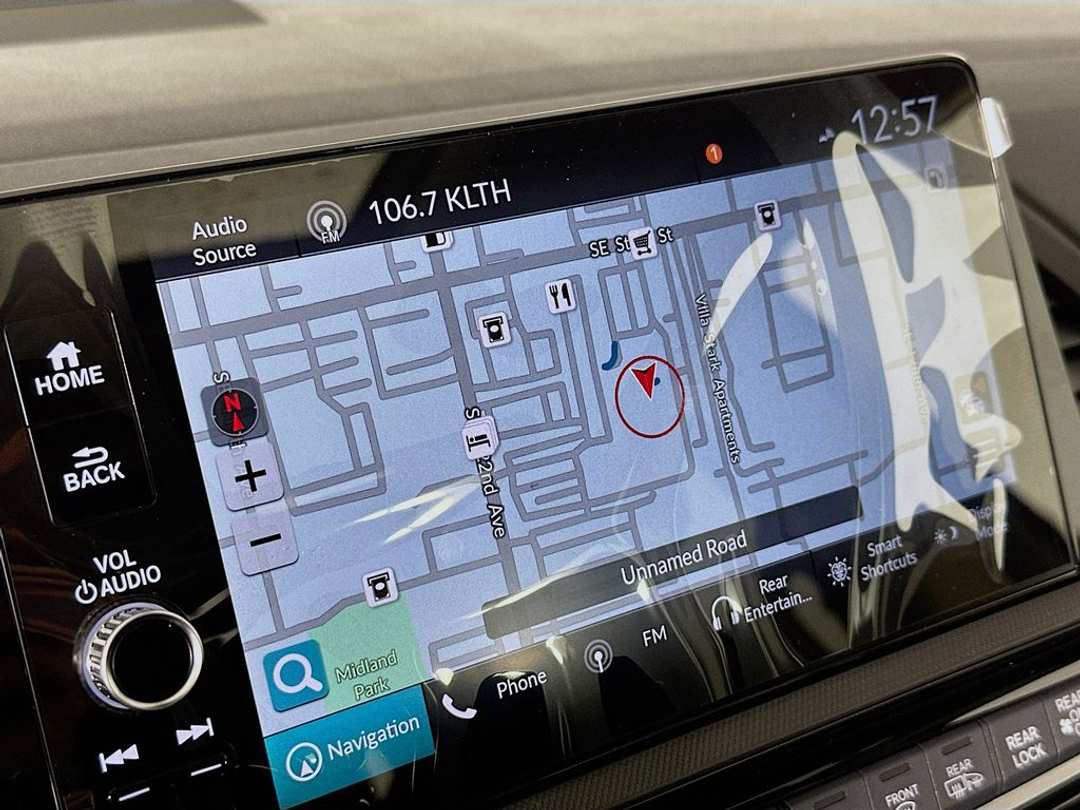 2026 Honda Odyssey Touring - Image 13