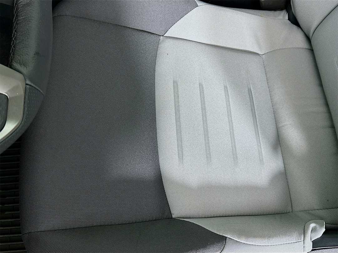 2025 Toyota Tacoma TRD OffRoad - Image 19