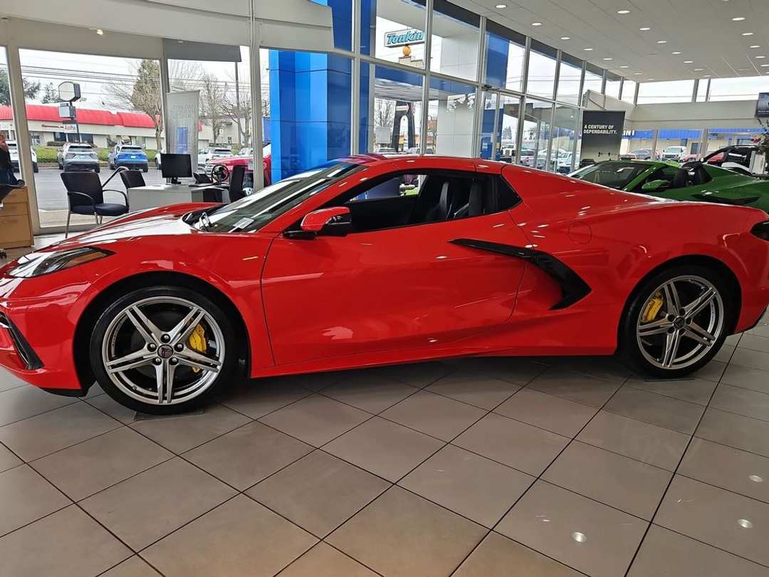 2026 Chevrolet Corvette Stingray - Image 3