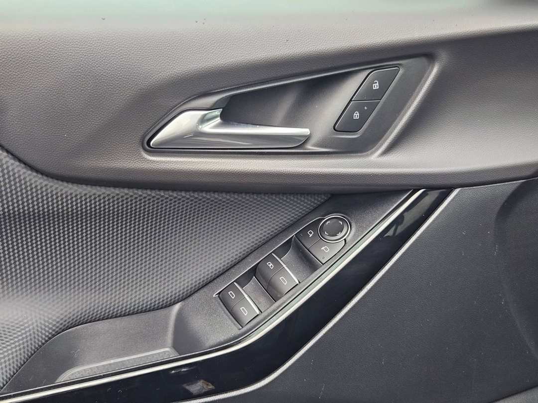 2026 Chevrolet Equinox RS - Image 11