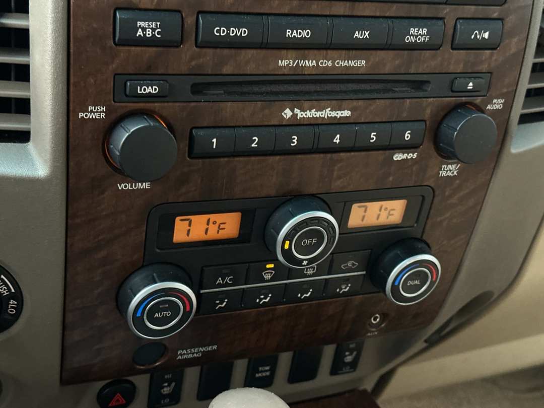 2008 Nissan Titan LE - Image 17