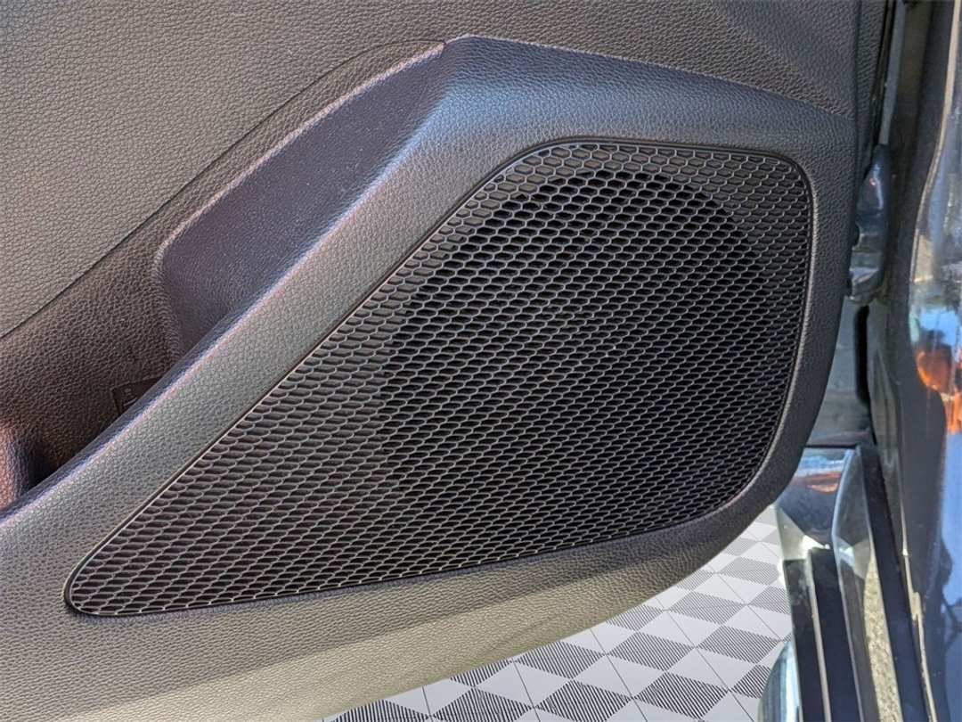 2025 Toyota Corolla LE - Image 12