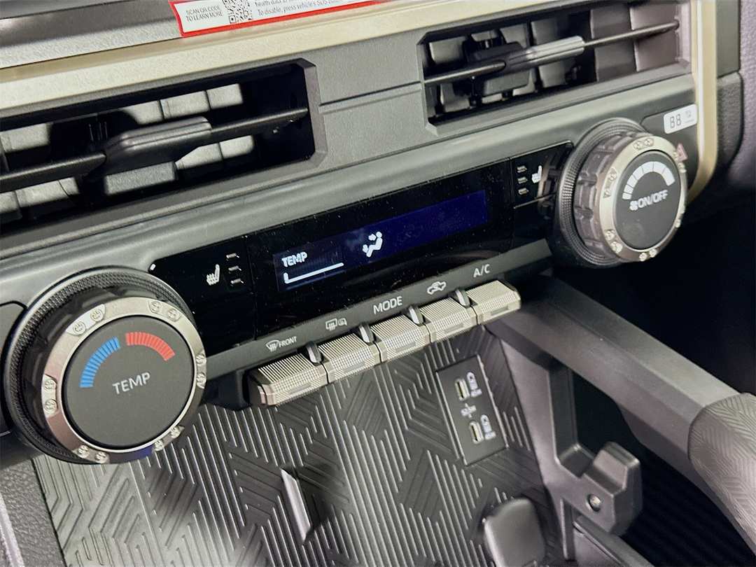 2025 Toyota Tacoma SR5 - Image 16