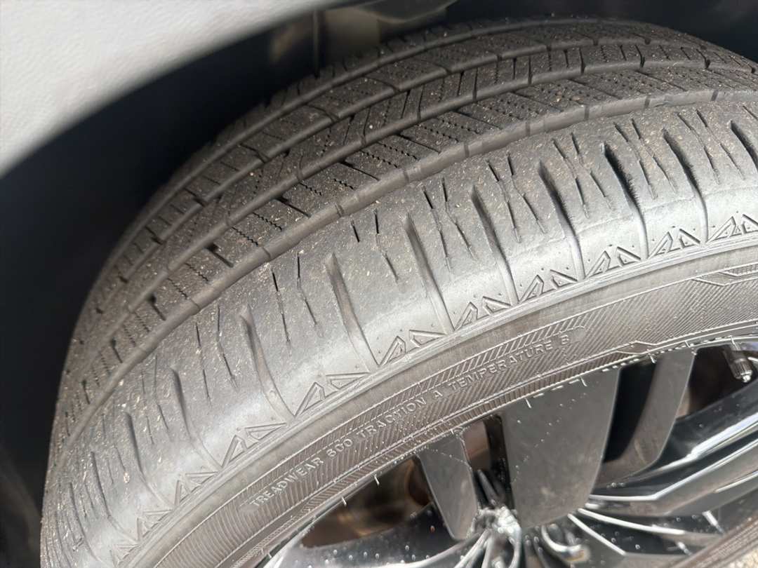 2018 Volkswagen Atlas SEL - Image 10