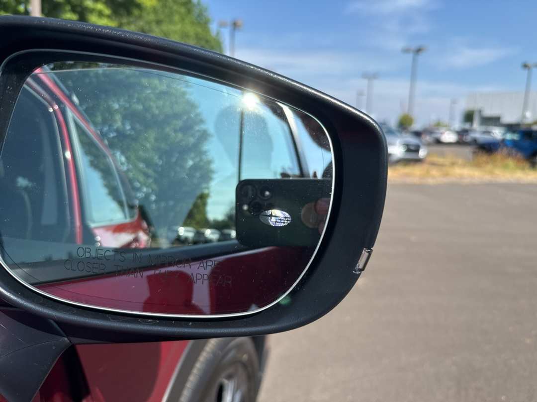 2025 Subaru Ascent Onyx Edition Touring - Image 9