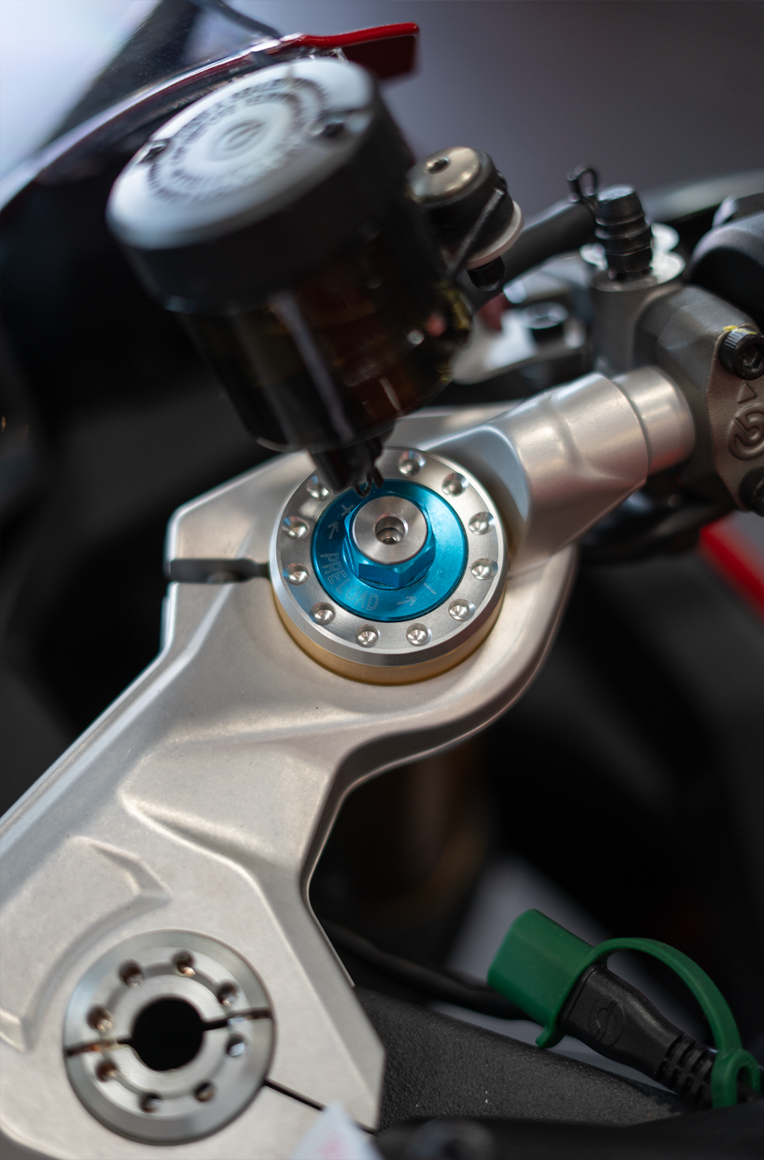 2025 Ducati Panigale V2S - Image 6