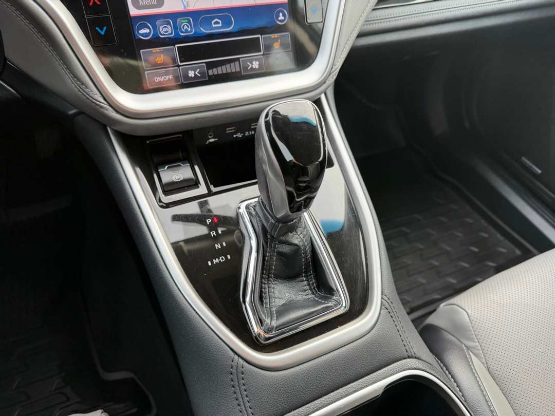 2022 Subaru Outback Limited - Image 25