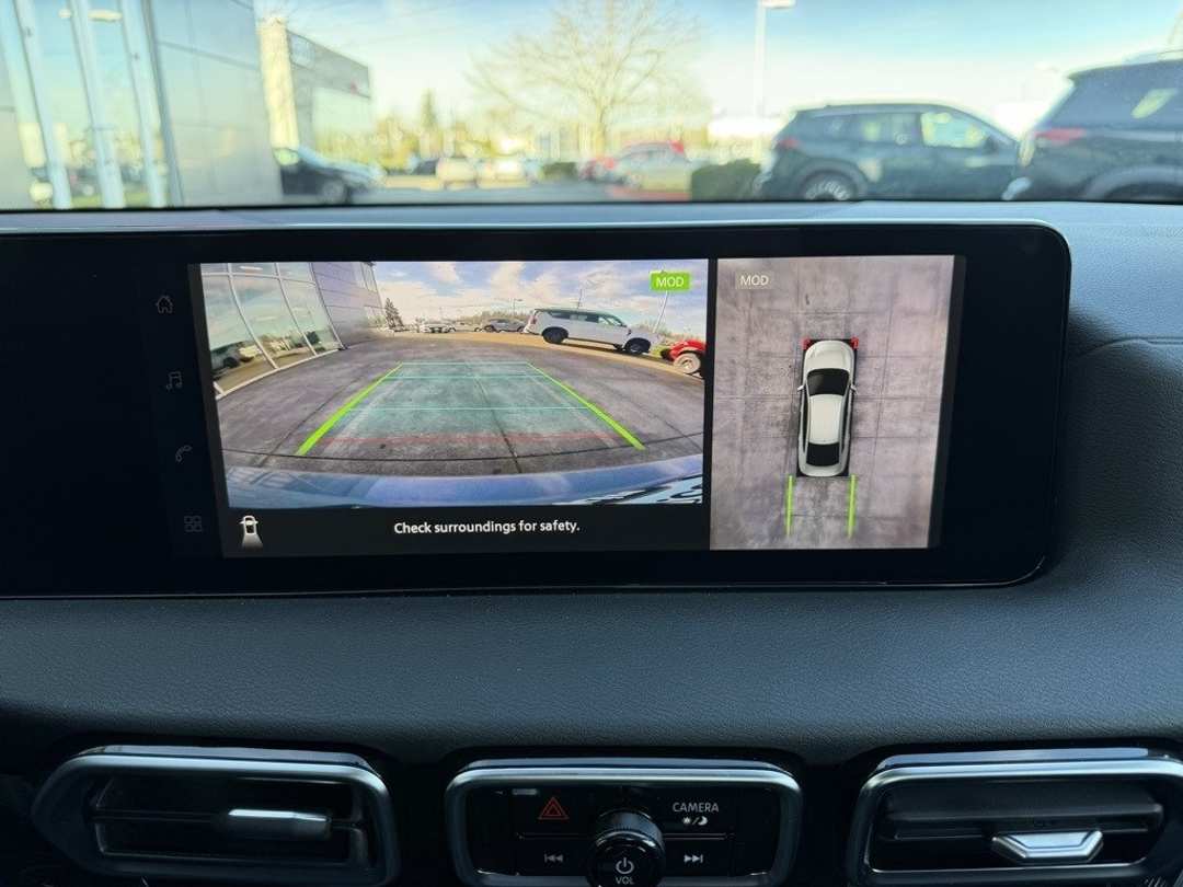 2026 Nissan Sentra SR - Image 22