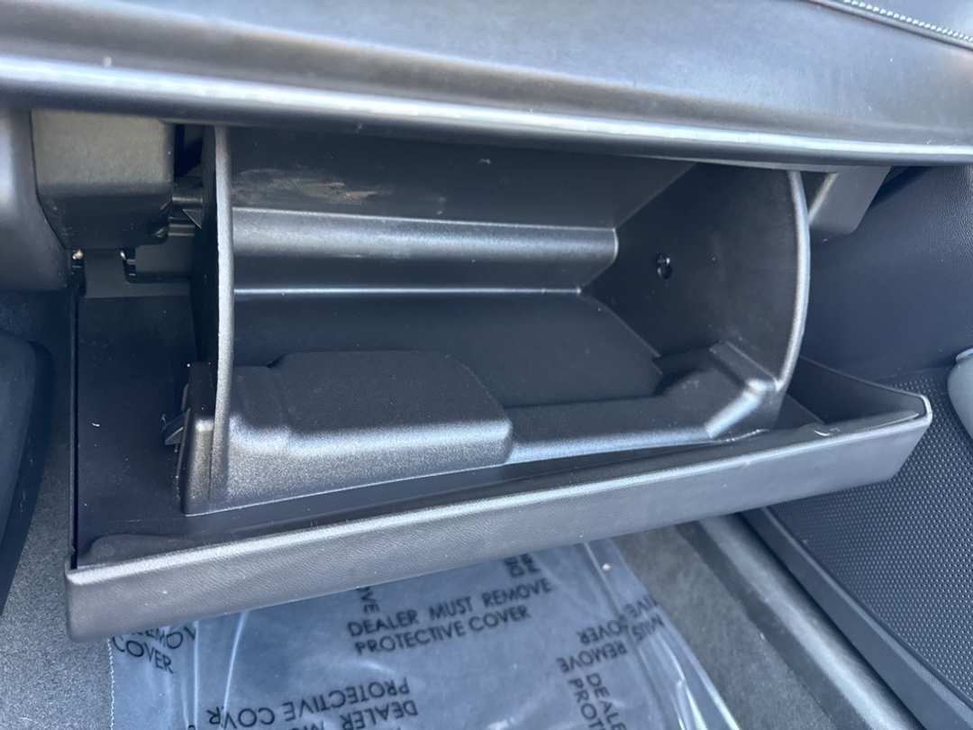 2016 Chevrolet Camaro 1LT - Image 32