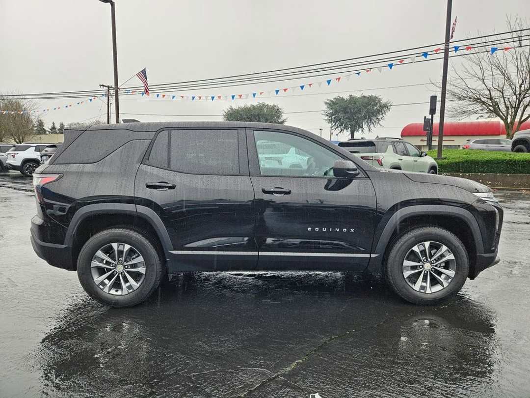 2026 Chevrolet Equinox LT - Image 7