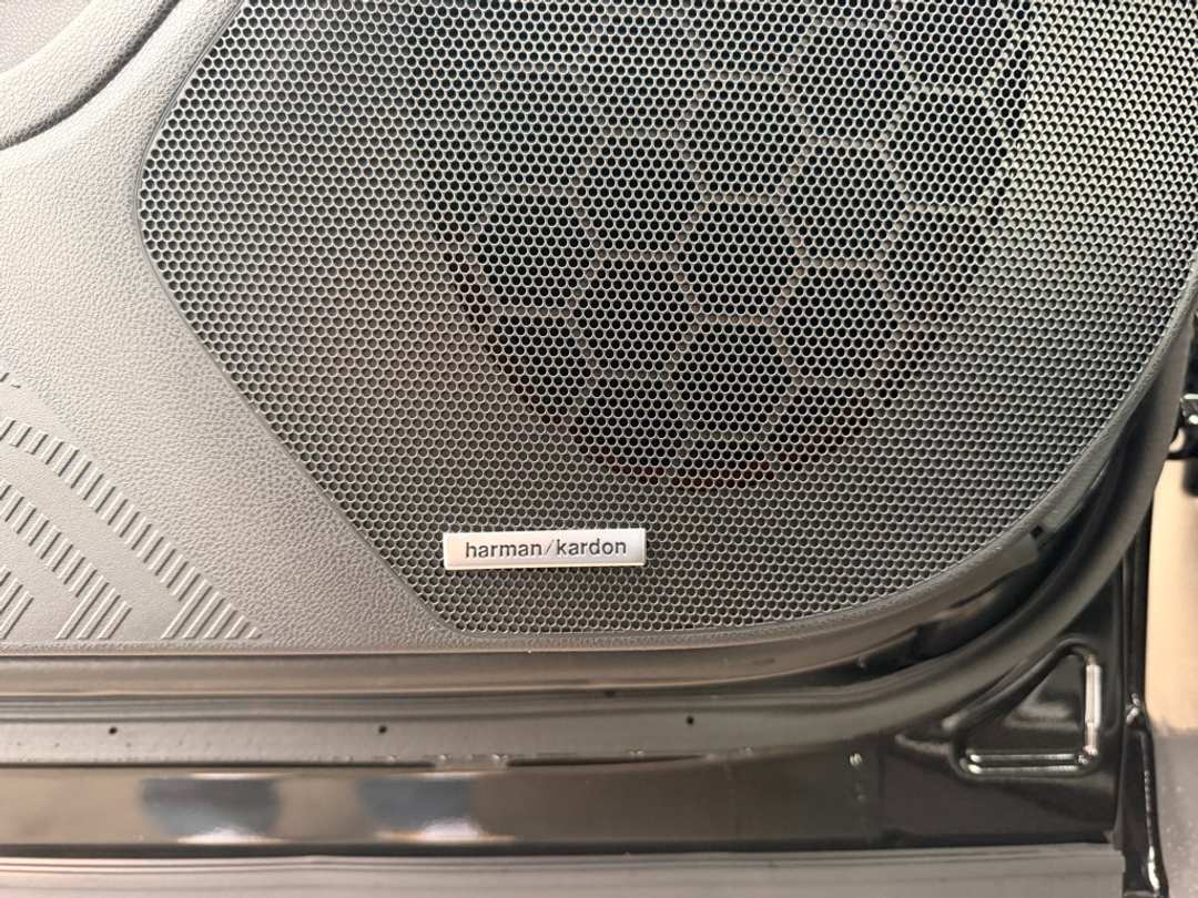 2026 Subaru Forester Touring - Image 13