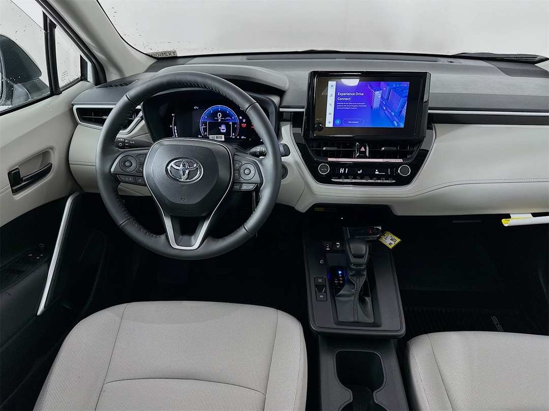 2026 Toyota Corolla Cross LE - Image 22