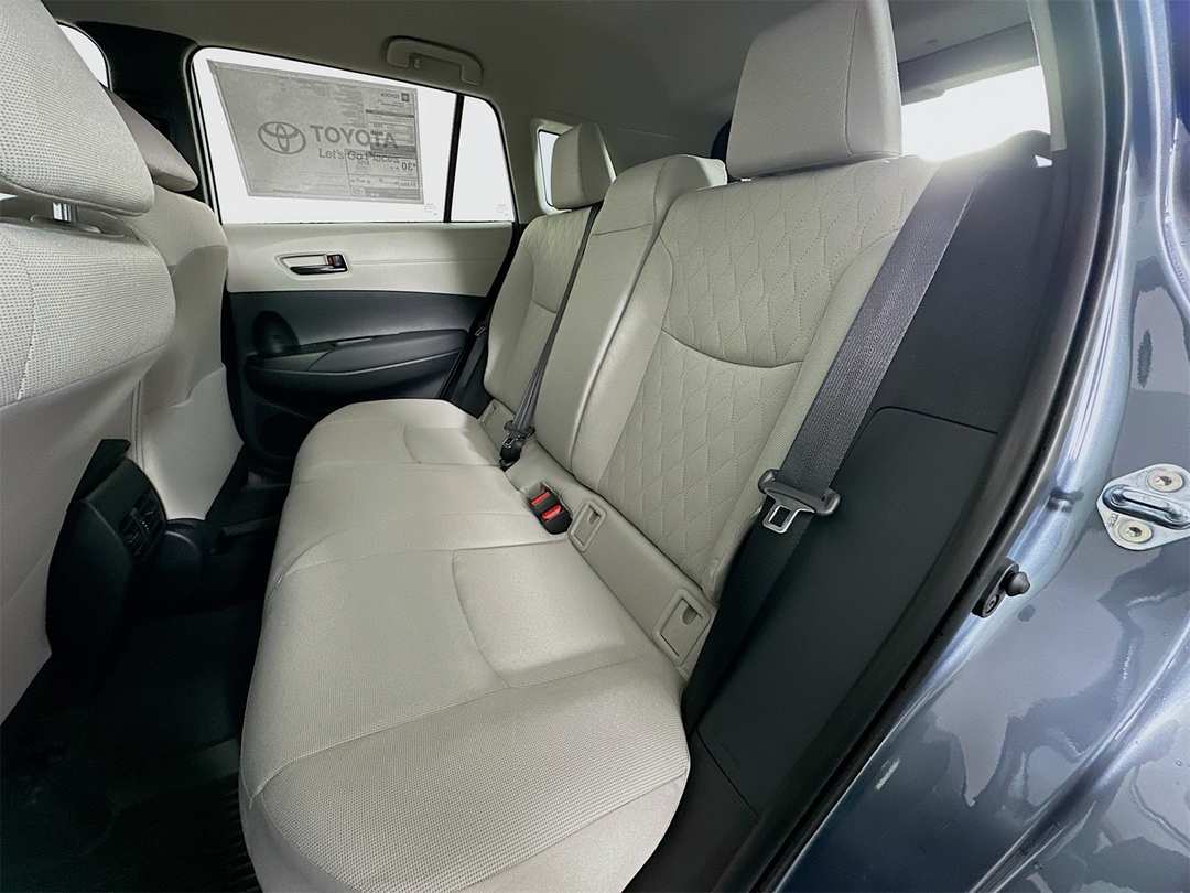 2026 Toyota Corolla Cross L - Image 23