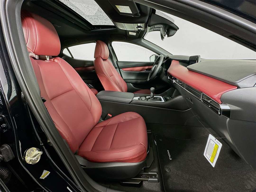 2026 MAZDA Mazda3 2.5 S Premium - Image 29