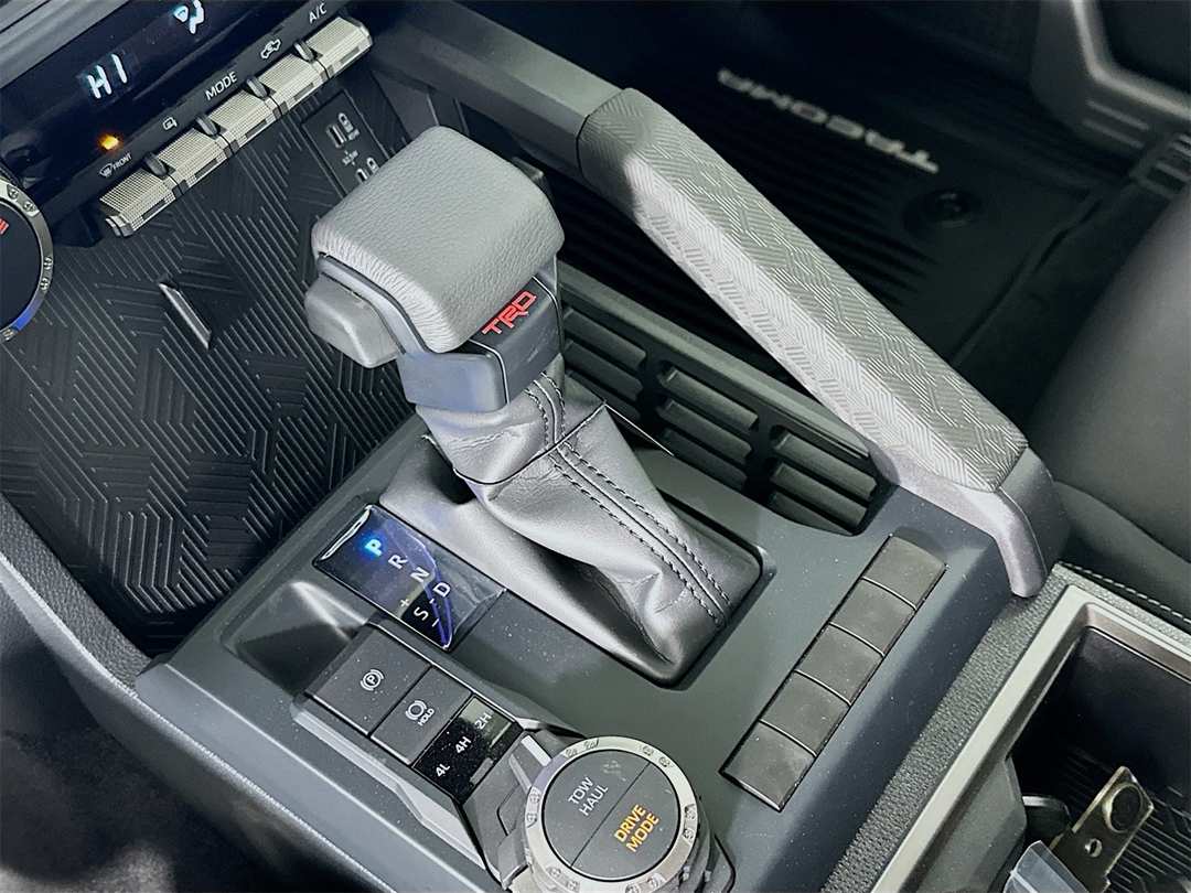 2026 Toyota Tacoma TRD Sport - Image 17