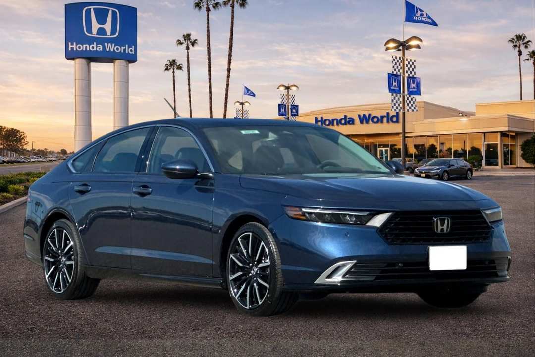 2026 Honda Accord Touring - Image 2
