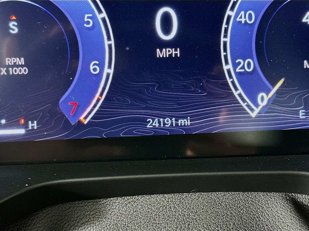 2024 Jeep Grand Cherokee Limited - Image 13