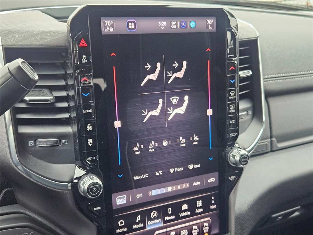 2026 Ram 3500 Laramie - Image 22