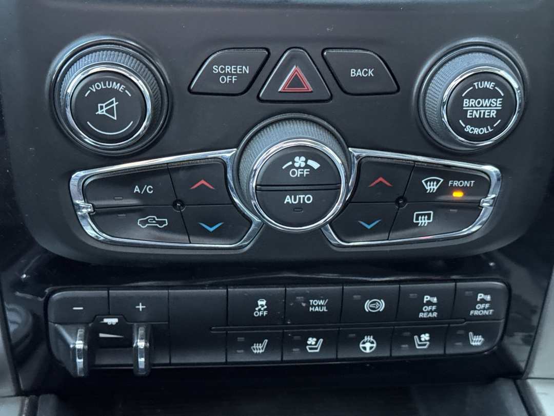 2018 Ram 2500 Laramie - Image 18