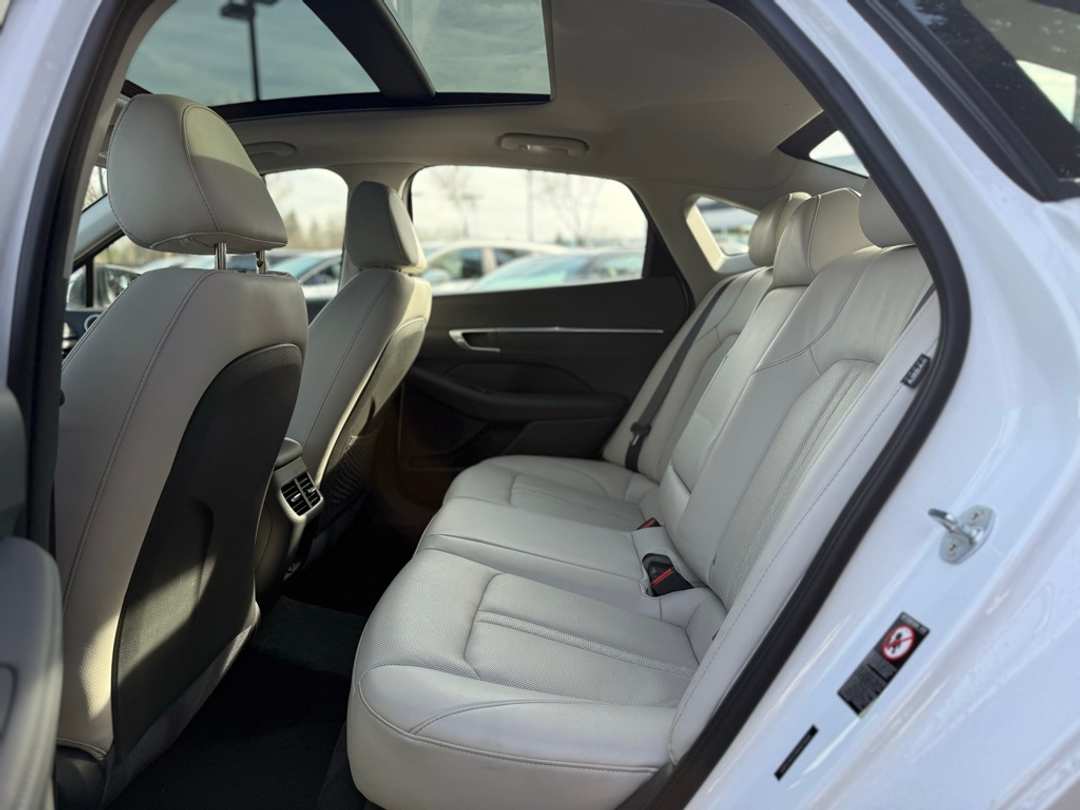 2021 Hyundai Sonata Limited - Image 24