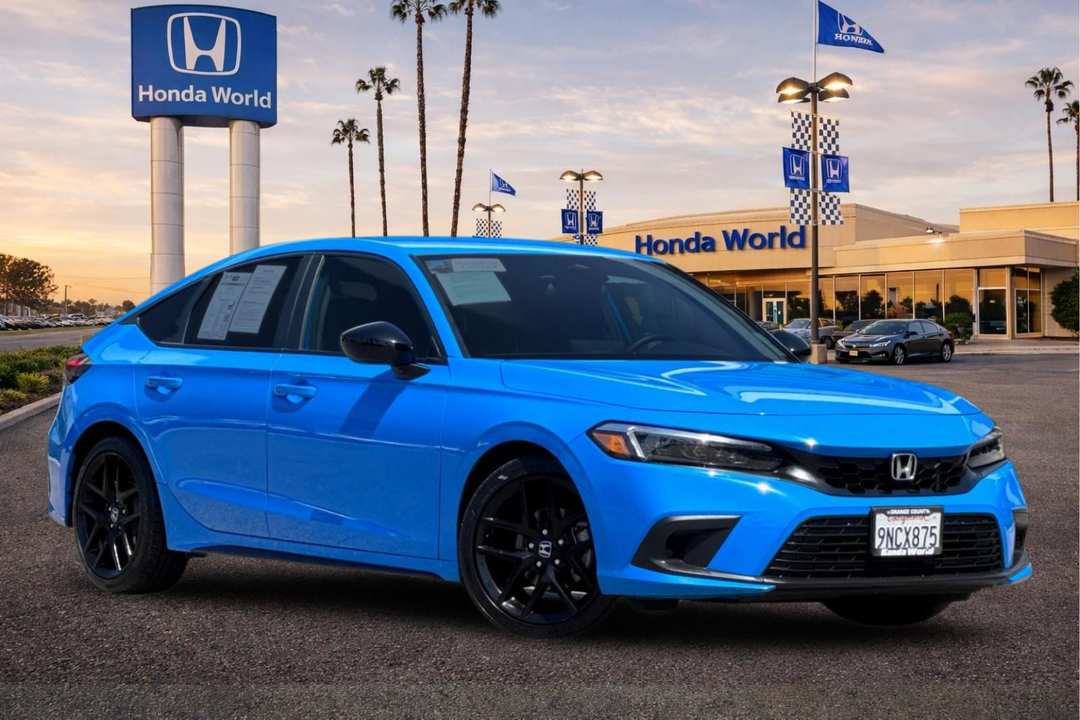 2024 Honda Civic Sport - Image 2