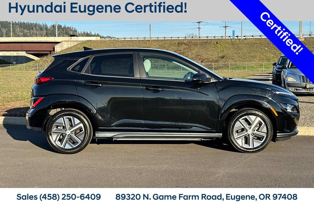 2023 Hyundai Kona SE - Image 2