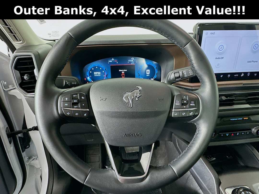 2025 Ford Bronco Sport Outer Banks - Image 12