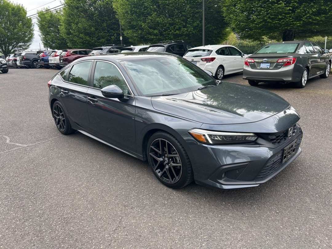 2023 Honda Civic Sport Touring - Image 2