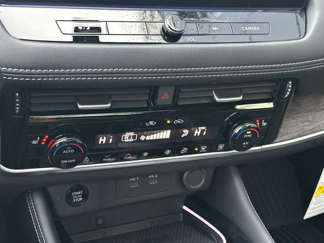 2026 Nissan Rogue Platinum - Image 20