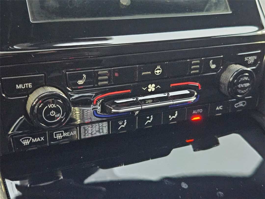 2025 Jeep Grand Cherokee Altitude X - Image 23