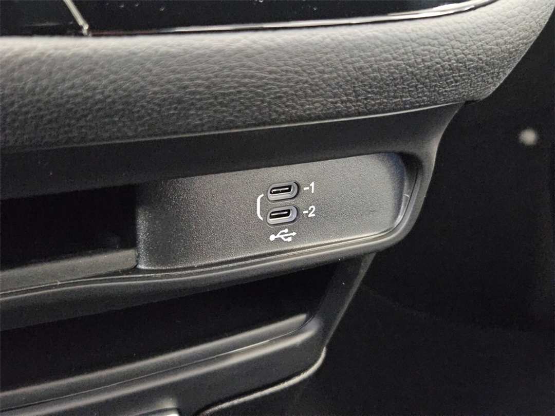 2026 Chrysler Pacifica Select - Image 23