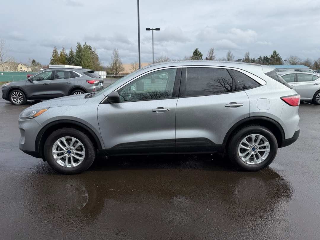 2022 Ford Escape SE - Image 5