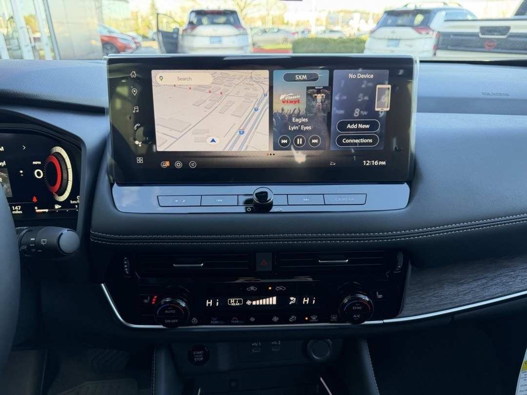 2026 Nissan Rogue Platinum - Image 25