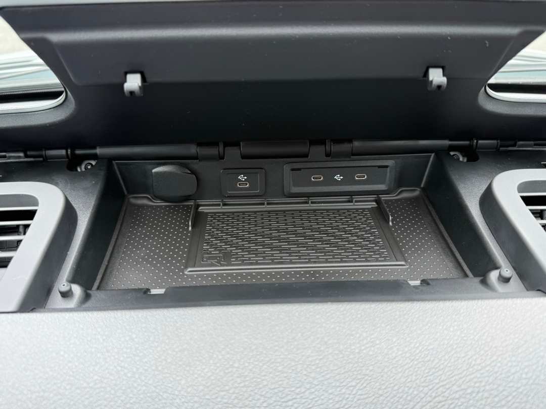 2025 Mercedes-Benz Sprinter 2500 Cargo 144 WB - Image 38