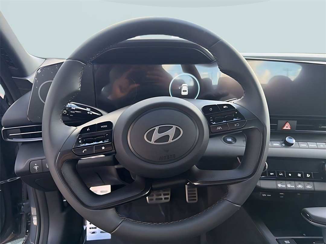2026 Hyundai Elantra SEL Sport - Image 18