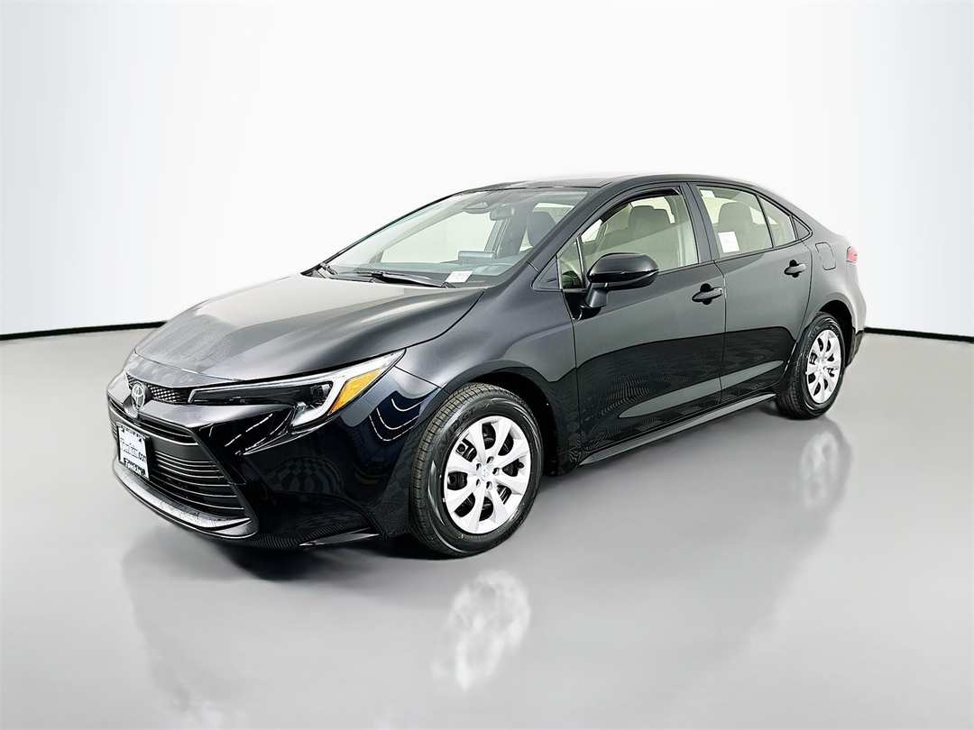 2026 Toyota Corolla LE - Image 3