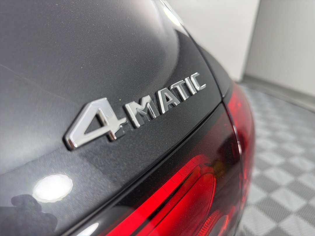 2026 Mercedes-Benz GLC GLC 300 - Image 13