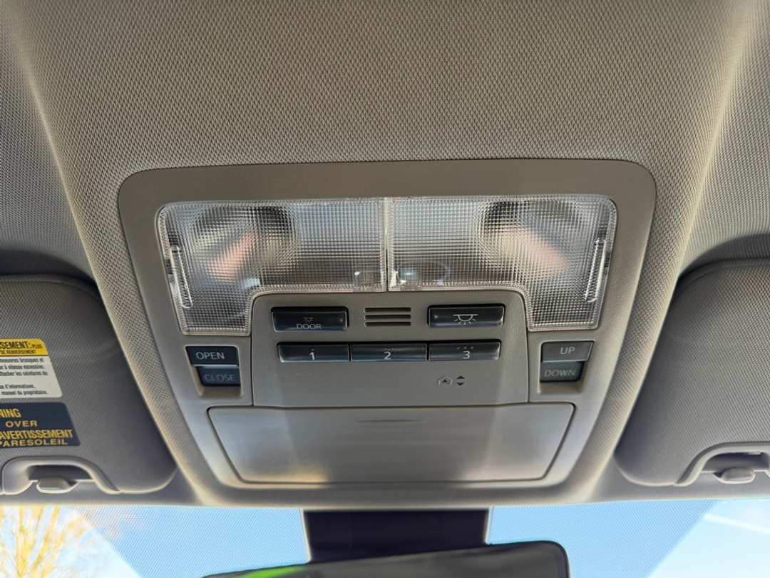 2019 Toyota Highlander XLE - Image 29