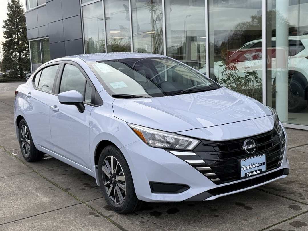 2025 Nissan Versa 1.6 SV - Image 2