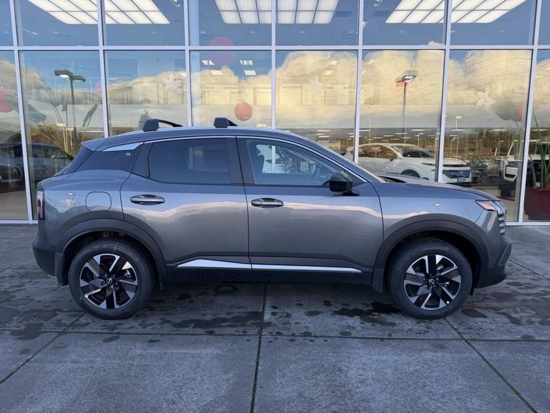 2026 Nissan Kicks SV - Image 8