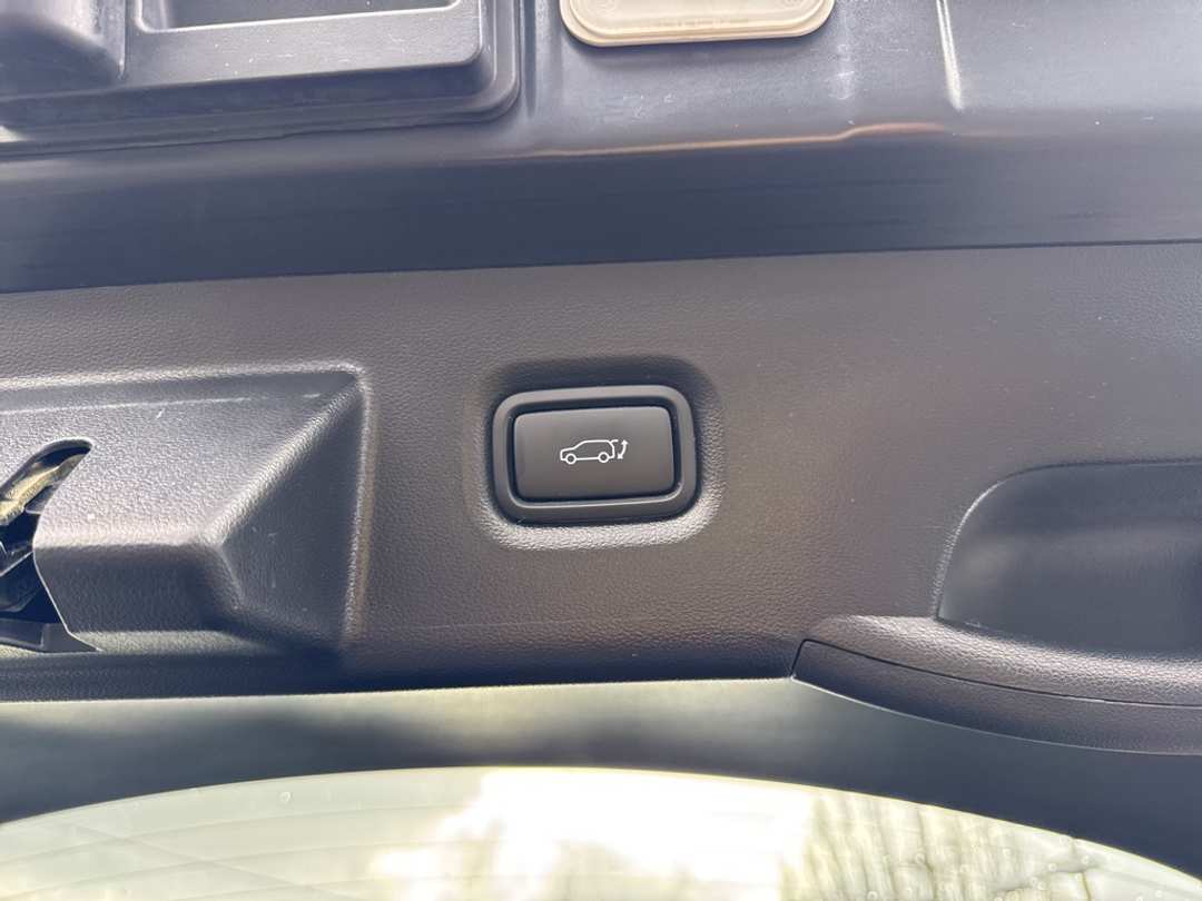 2024 Hyundai Ioniq 5 SEL - Image 12