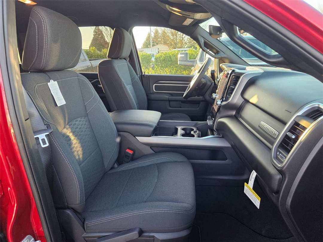 2026 Ram 2500 Big Horn - Image 37